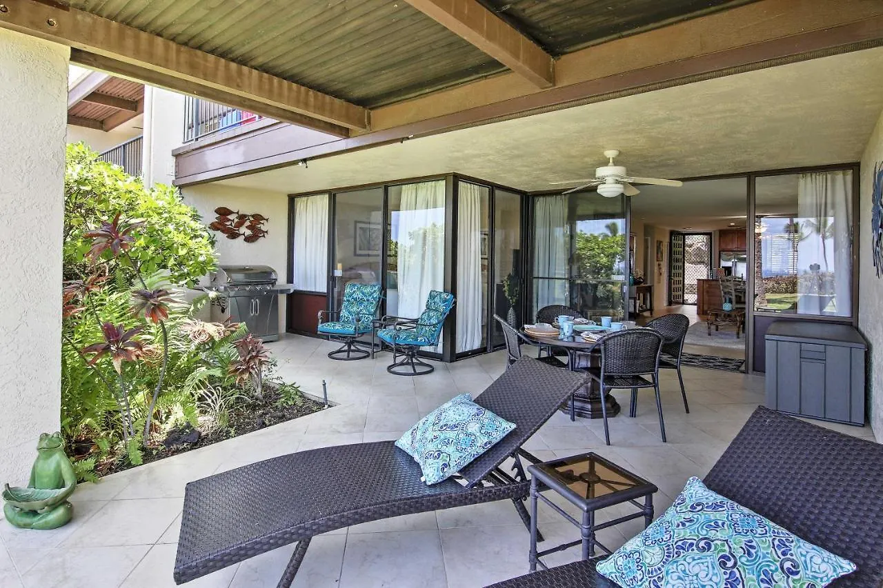 Kona Golf Condo On Eighteenth Tee With Pool Access 카일루아 코나